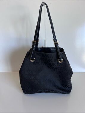 Michael Kors Black Signature Jet Set MK Grab Bag Tote Bag Top Handle Monogram